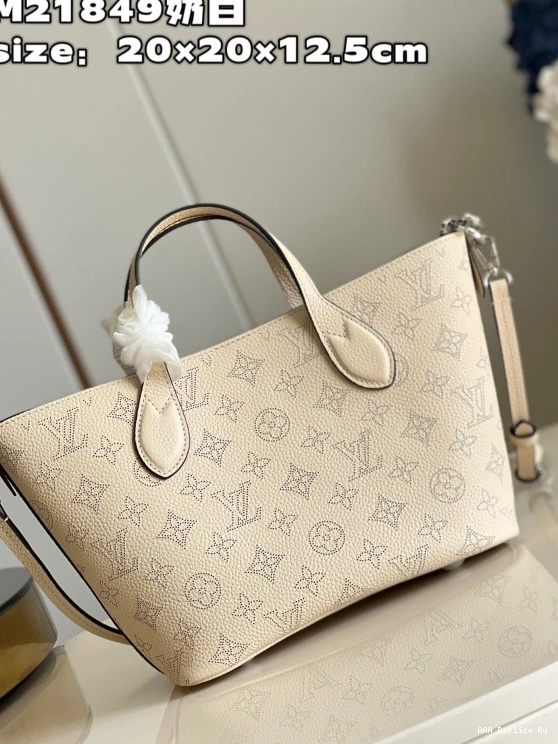 AAA Pruses Bags VUITTON BLOSSOM LOUIS PM 0810